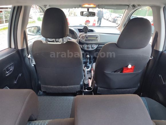 Sahibinden Toyota Yaris 1.33 Fun 2012 Model  133.000 km Beyaz