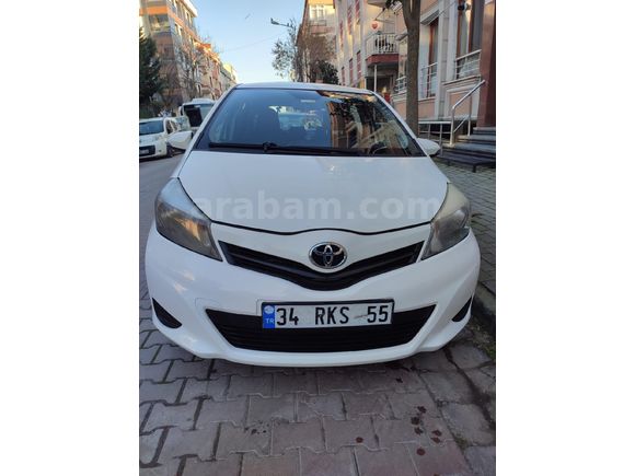 Sahibinden Toyota Yaris 1.33 Fun 2012 Model  133.000 km Beyaz