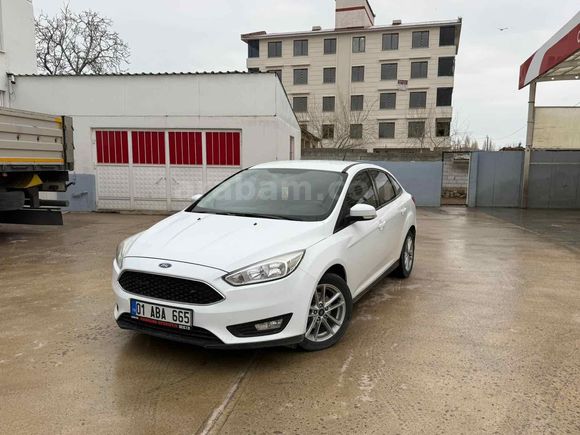 Galeriden Ford Focus 1.6 TDCi Trend X 2016 Model Van