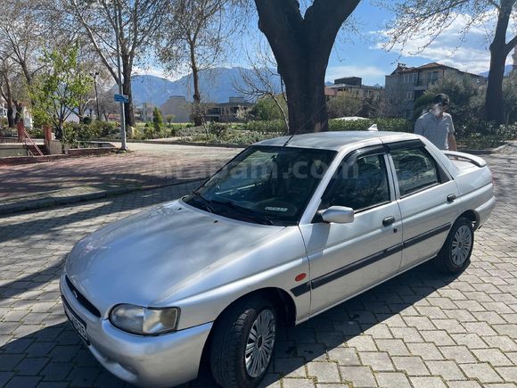 Sahibinden Ford Escort 1.6 CLX 2000 Model