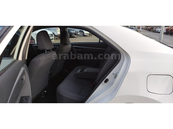 80 bin km.de temiz garaj otomobili  İstanbul Maltepe de