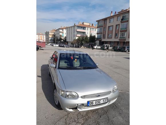 Sahibinden Ford Escort 1.6 Classic 2000 Model