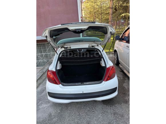 Sahibinden Peugeot 207 1.4 VTi Limited 2009 Model 
