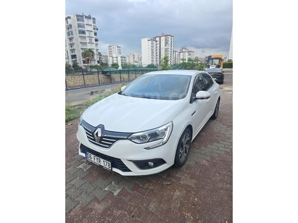 2019 model çelik jantlı tesla ekran