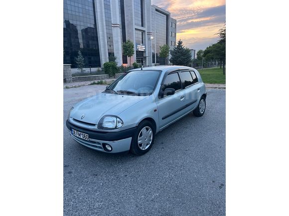 Sahibinden Renault Clio 1.4 RTA 2001 Model 