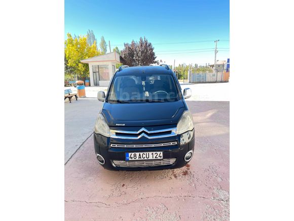 Sahibinden Citroen Berlingo 1.6 HDi SX 2011 Model  255.400 km Siyah