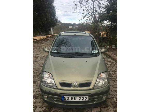 Sahibinden Renault Scenic 1.6 Dynamique 2003 Model 