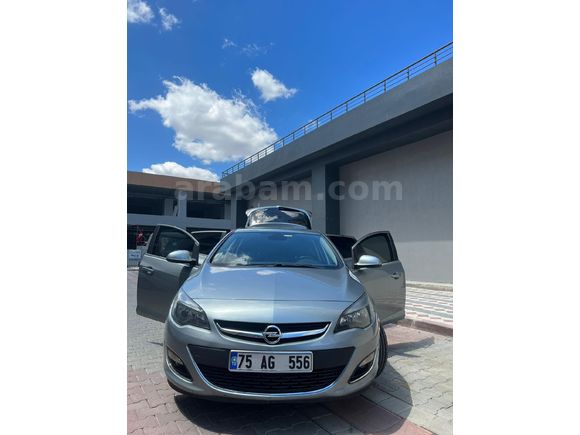 Sahibinden Opel Astra 1.4 T Sport 2015 Model Acil Satılık