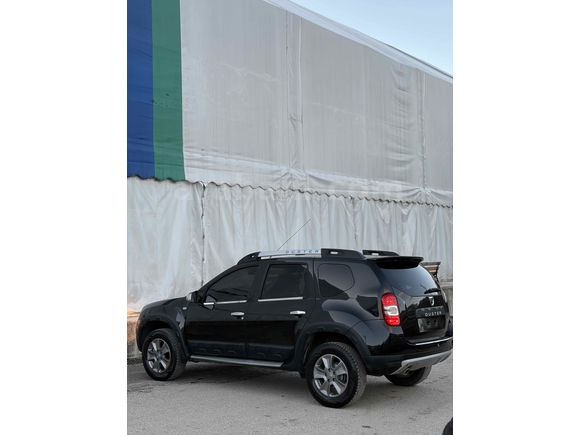 Sahibinden Dacia Duster 1.5 dCi Laureate look hatasız boyasız 4x4 
