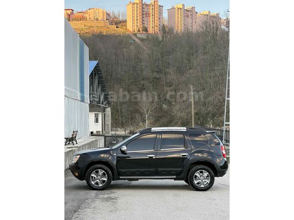 Sahibinden Dacia Duster 1.5 dCi Laureate look hatasız boyasız 4x4 
