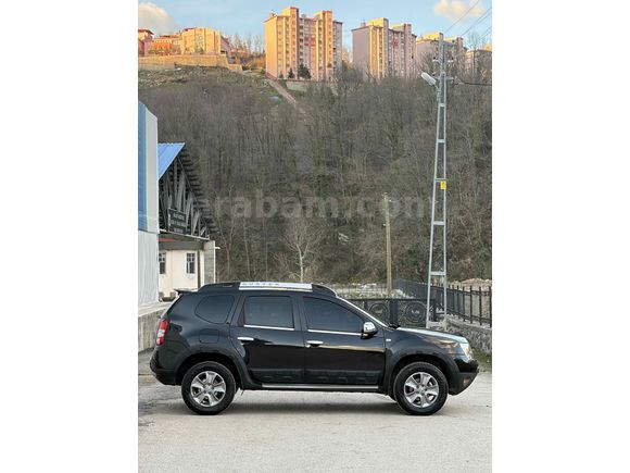 Sahibinden Dacia Duster 1.5 dCi Laureate look hatasız boyasız 4x4 
