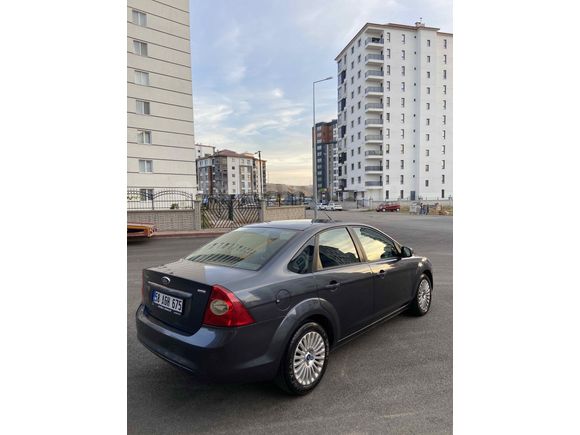 Sahibinden Ford Focus 1.6 TDCi Titanium 2011 Model 
