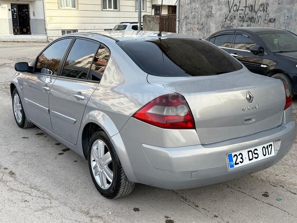 memurdan değişensiz megane 2
