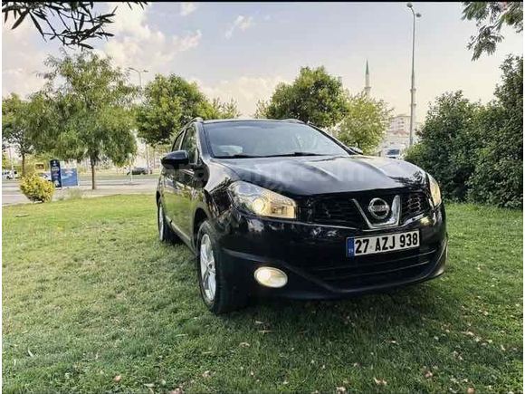 Sahibinden Nissan Qashqai 1.6 Tekna Pack 2012 Model İstanbul 190.000 km 