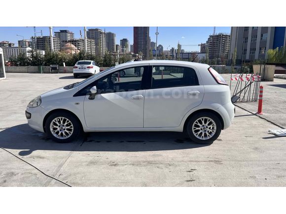 Sahibinden Fiat Punto EVO 1.4 Dynamic 2011 Model 