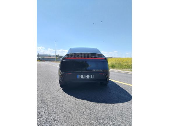 TESLA PREMİUM JUNİPE KAPALI GARAJ ARACI l
