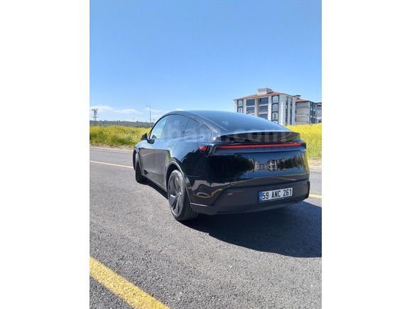 TESLA PREMİUM JUNİPE KAPALI GARAJ ARACI l