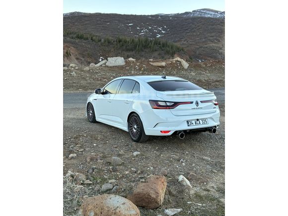 Sahibinden Renault Megane 1.5 dCi Touch 2017 Model  115.000 km