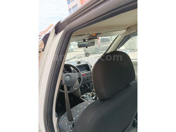 Sahibinden Fiat Albea 1.6 Dynamic 2006 Model