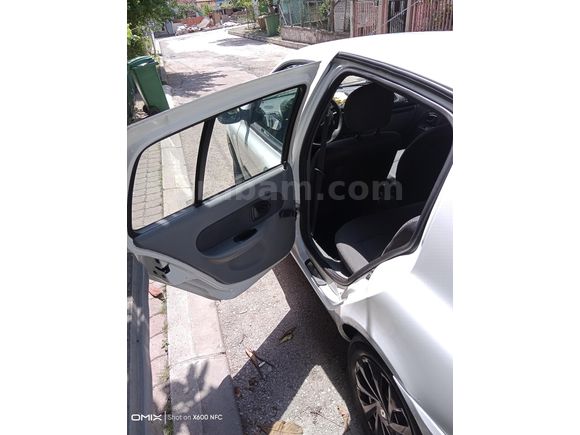 Sahibinden Renault Clio 1.4 Authentique 2007 Model  253.000 km Beyaz