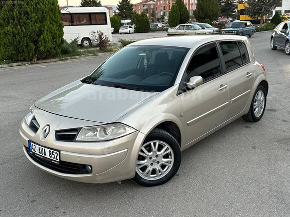 2009 RENAULT MEGANE 1.5 DCİ 185 BİN KM'DE DEĞİŞENSİZ
