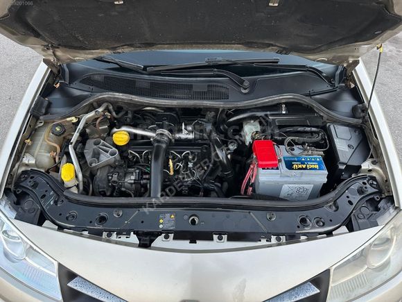 2009 RENAULT MEGANE 1.5 DCİ 185 BİN KM'DE DEĞİŞENSİZ