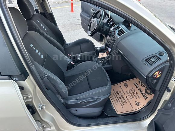 2009 RENAULT MEGANE 1.5 DCİ 185 BİN KM'DE DEĞİŞENSİZ