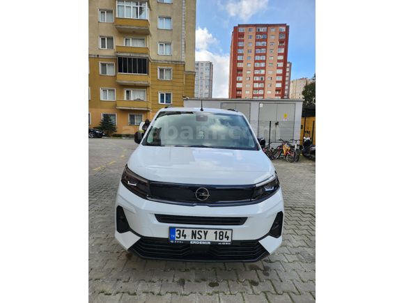 Sahibinden Opel Combo 1.5 CDTI Essential 2025 Model İstanbul