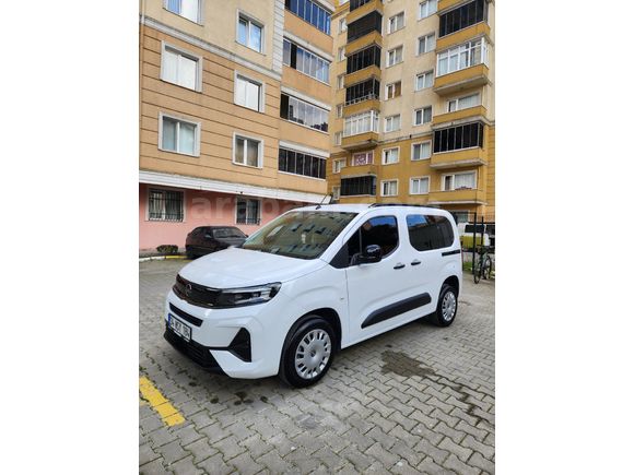 Sahibinden Opel Combo 1.5 CDTI Essential 2025 Model İstanbul