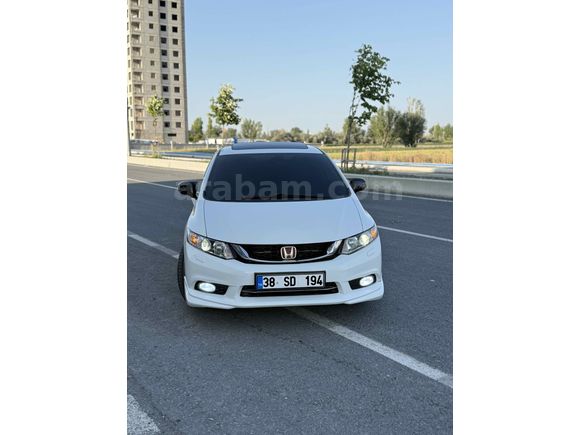 Sahibinden Honda Civic 1.6i VTEC ECO Elegance 2014 Model