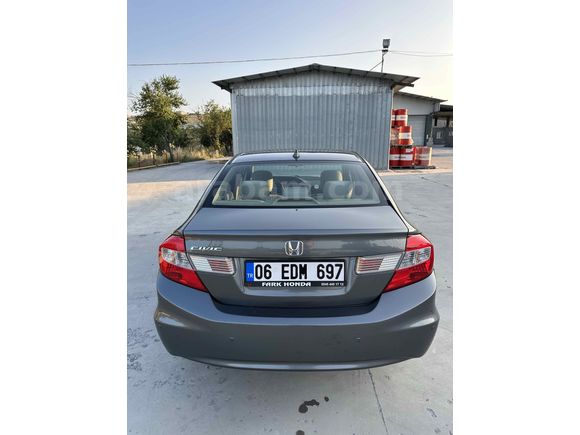 Sahibinden Honda Civic 1.6i VTEC ECO Elegance 2016 Model 