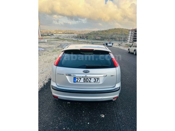 Sahibinden Ford Focus 1.6 TDCi Collection 2008 Model  269.000 km Gri (Gümüş)