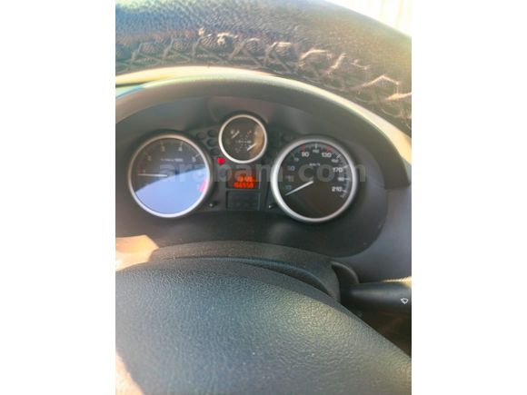 Sahibinden Peugeot 206+ 1.4 Comfort 2011 Model