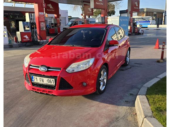 BOYASIZ İLK SAHİBİNDEN TEMİZ BAKIMLI FORD FOCUS SPOR PAKET