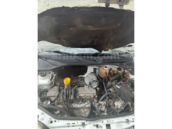 Sahibinden Renault Clio 1.6 RTE 2000 Model 