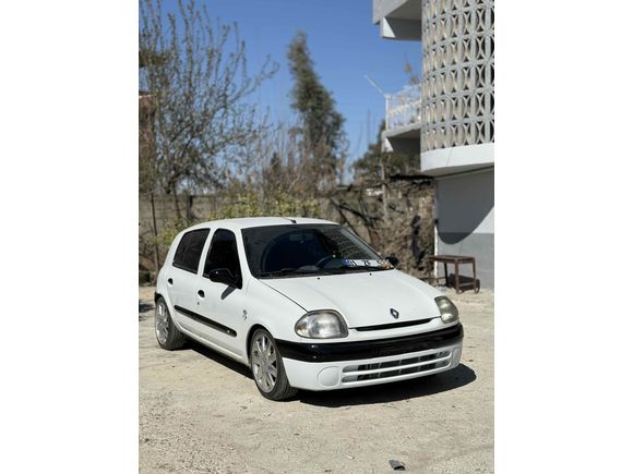Sahibinden Renault Clio 1.6 RTE 2000 Model 