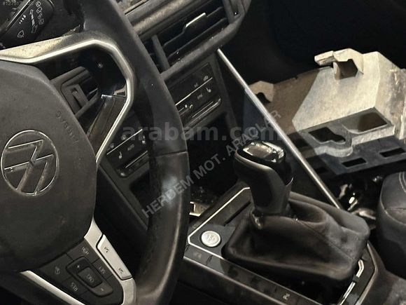 HURDA BELGELİ 1.0TSI TAİGO