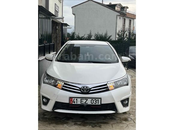 Sahibinden Toyota Corolla 1.33 Life 2015 Model 