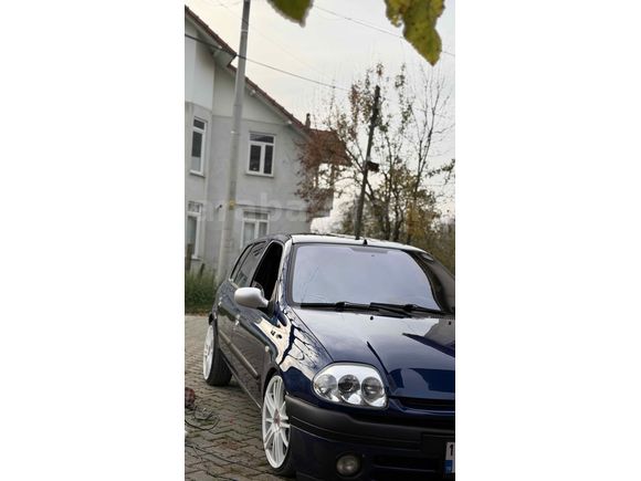 Sahibinden Renault Clio 1.6 RXT 2001 Model 