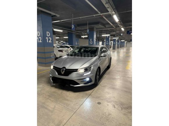Sahibinden Renault Megane 1.3 TCe Touch 2024 Model 