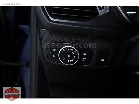 ÖZEN OTOMOTİV'DEN 2021 FORD FOCUS ÖZEL RENK %20 KDV Lİ
