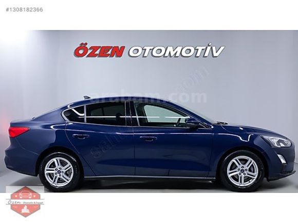 ÖZEN OTOMOTİV'DEN 2021 FORD FOCUS ÖZEL RENK %20 KDV Lİ