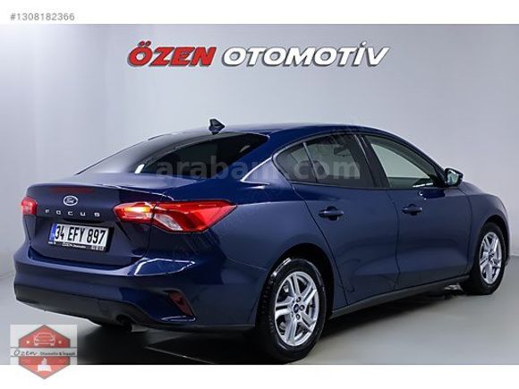 ÖZEN OTOMOTİV'DEN 2021 FORD FOCUS ÖZEL RENK %20 KDV Lİ
