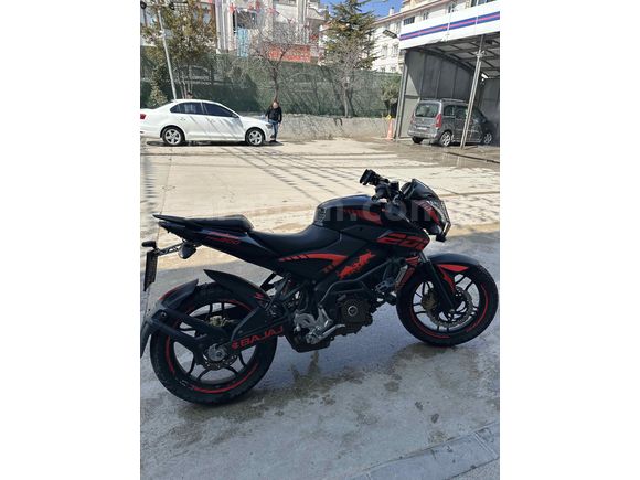Sahibinden Bajaj Pulsar 200 NS 