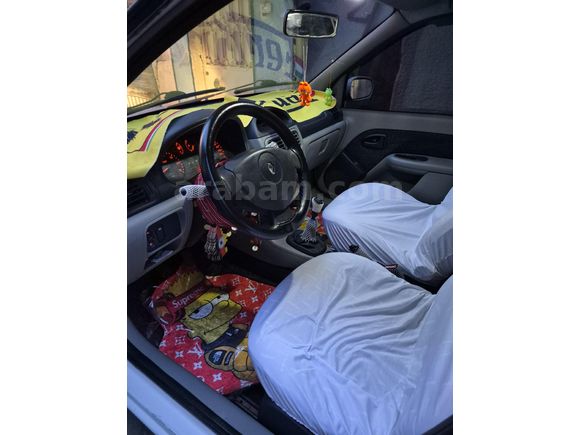 Sahibinden Renault Clio 1.5 dCi Expression 2002 Model  259.000 km Beyaz