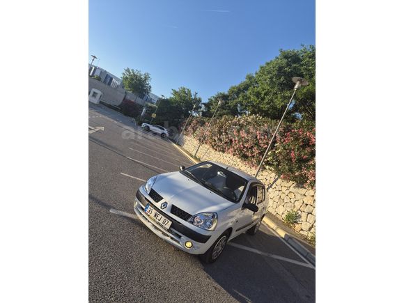Sahibinden Renault Clio 1.5 dCi Expression 2002 Model  259.000 km Beyaz