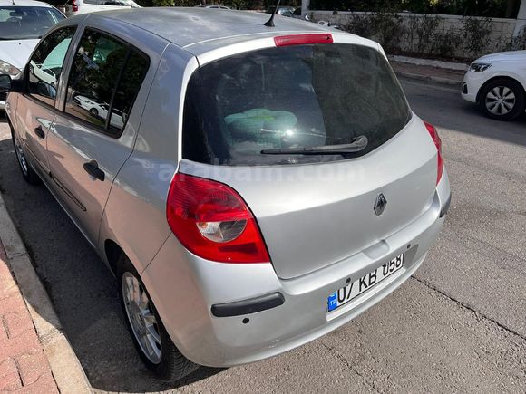 ACİL DÜŞÜK KM KADIN SAHİBİNDEN  Renault Clio 3  1.2 Extreme 2009 Model