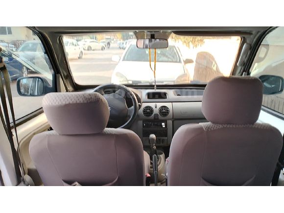 Sahibinden Renault Kangoo Multix 1.5 dCi Authentique 2004 Model  299.000 km Beyaz