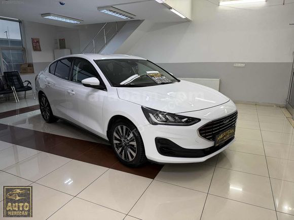 HATASIZ BOYASIZ 2025 ÇIKIŞLI 1.5 ECOBLUE TİTANİUM X KM 34 BİNDE