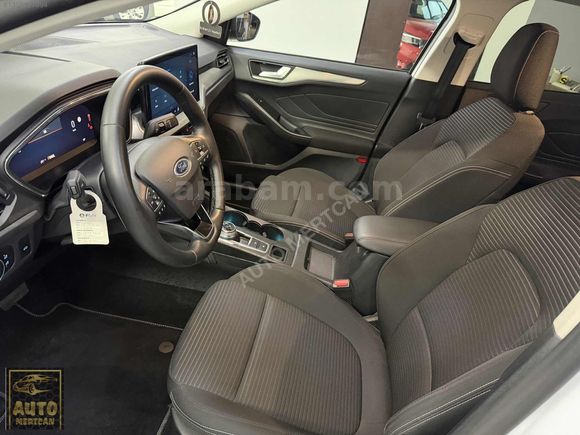 HATASIZ BOYASIZ 2025 ÇIKIŞLI 1.5 ECOBLUE TİTANİUM X KM 34 BİNDE